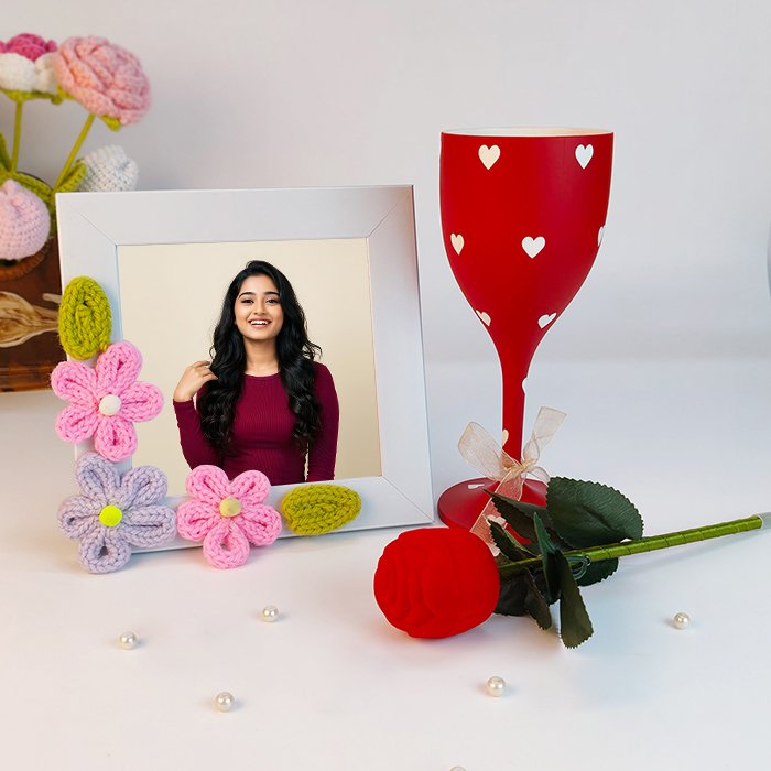 Personalized Photo Frame with Winw Glass & Rose-Giftii